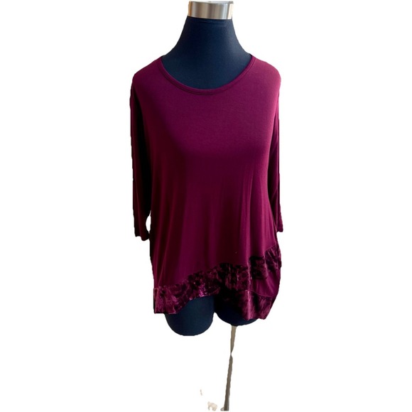 cha cha vente Tops - Cha Cha Vente PS Wine Top With‎ Drop Back & Tie  Velvet Bottom Asymmetrical Hem